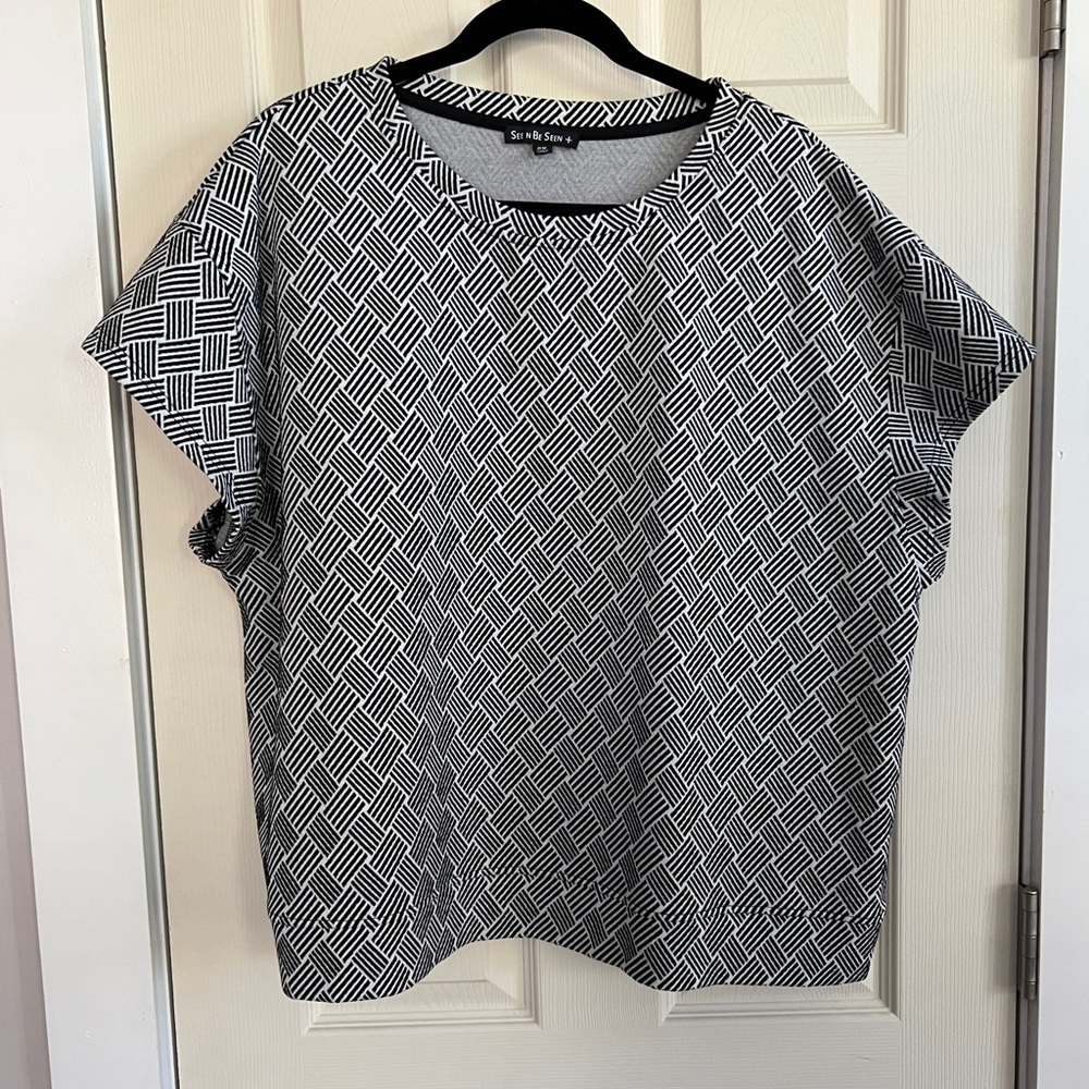 Black and white patterned top